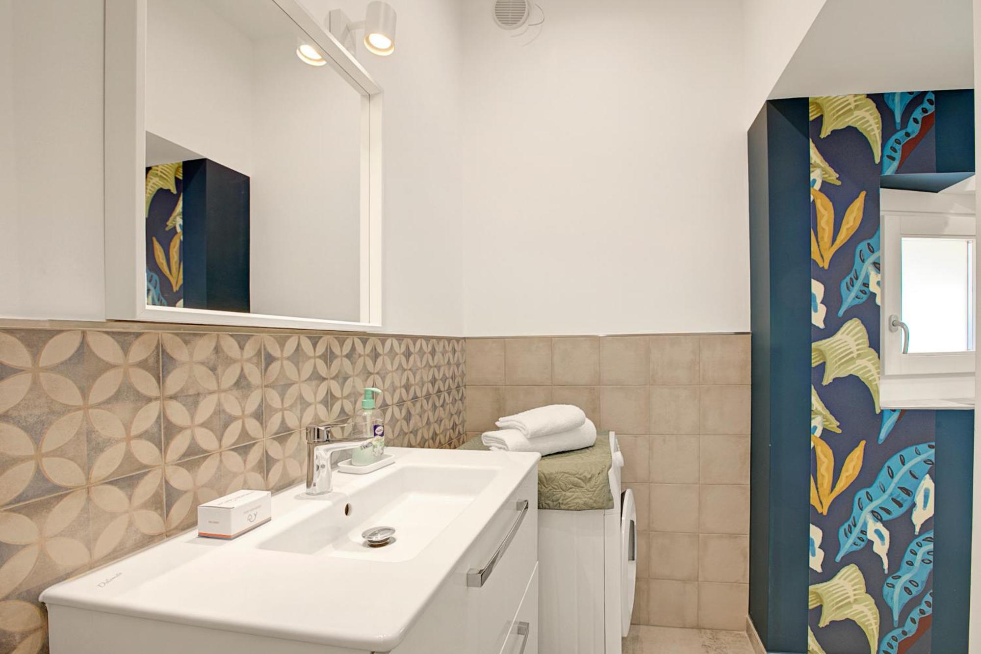 Heroes Apartment Sanremo Centro - Happy Rentals Екстериор снимка